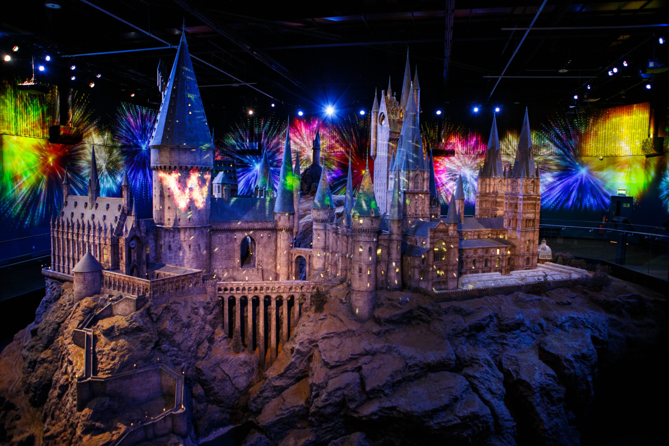 wbstl230124 hogwartsmodel hr 4803 scaled